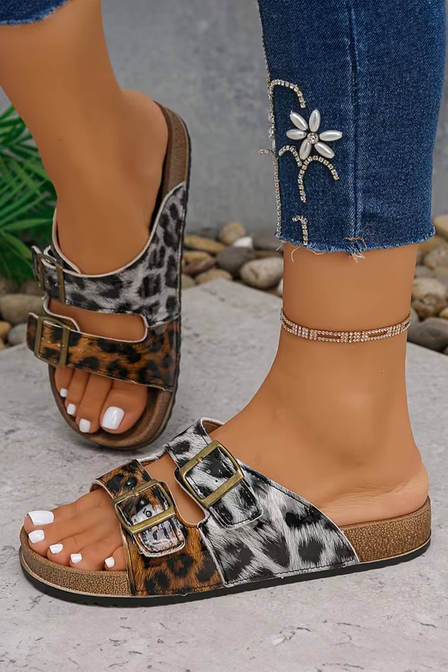 Western Suede Rivet Slip-On Sandals