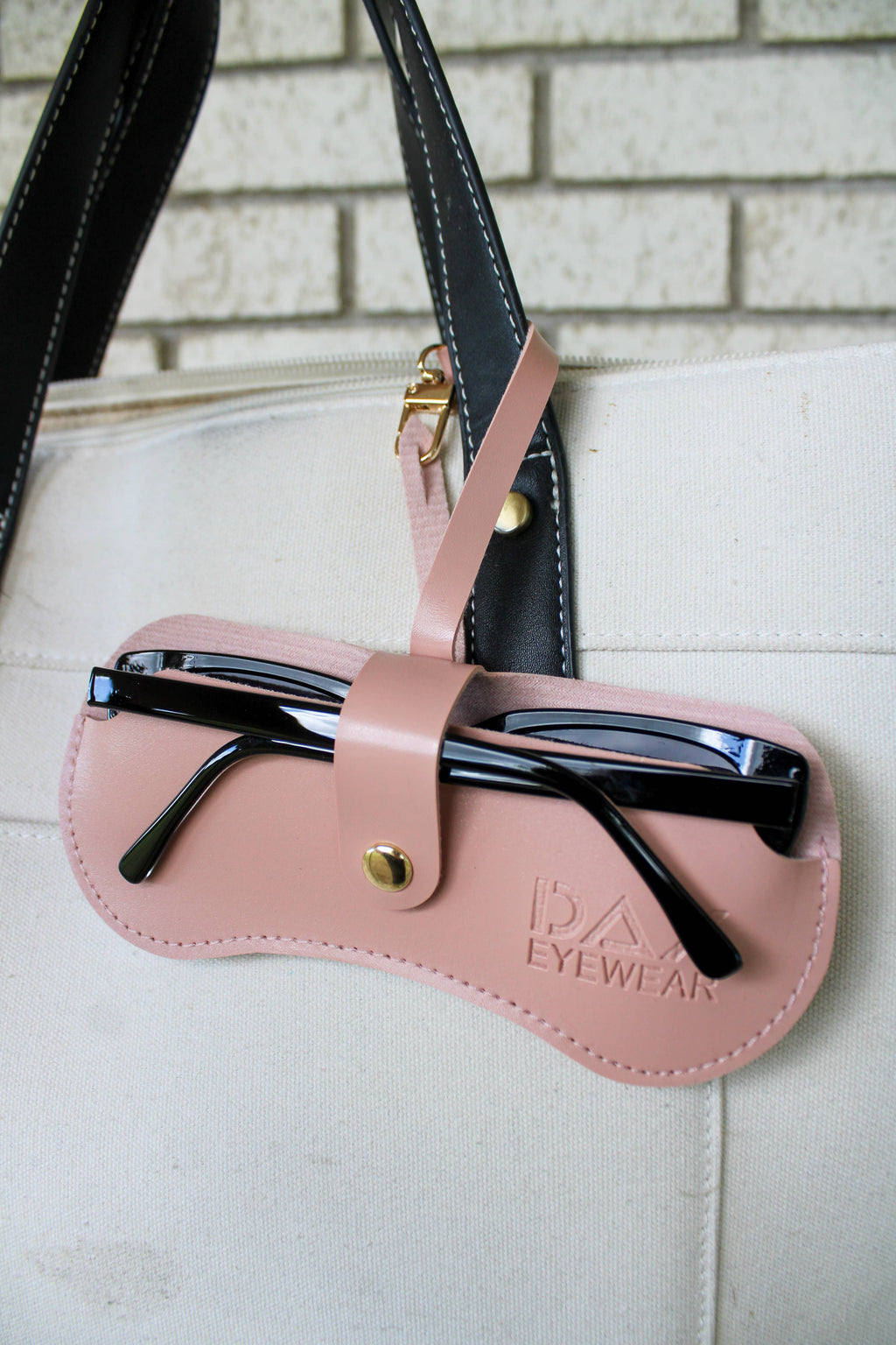 Eyewear Clutch for Sunglasses - Scratch Protection