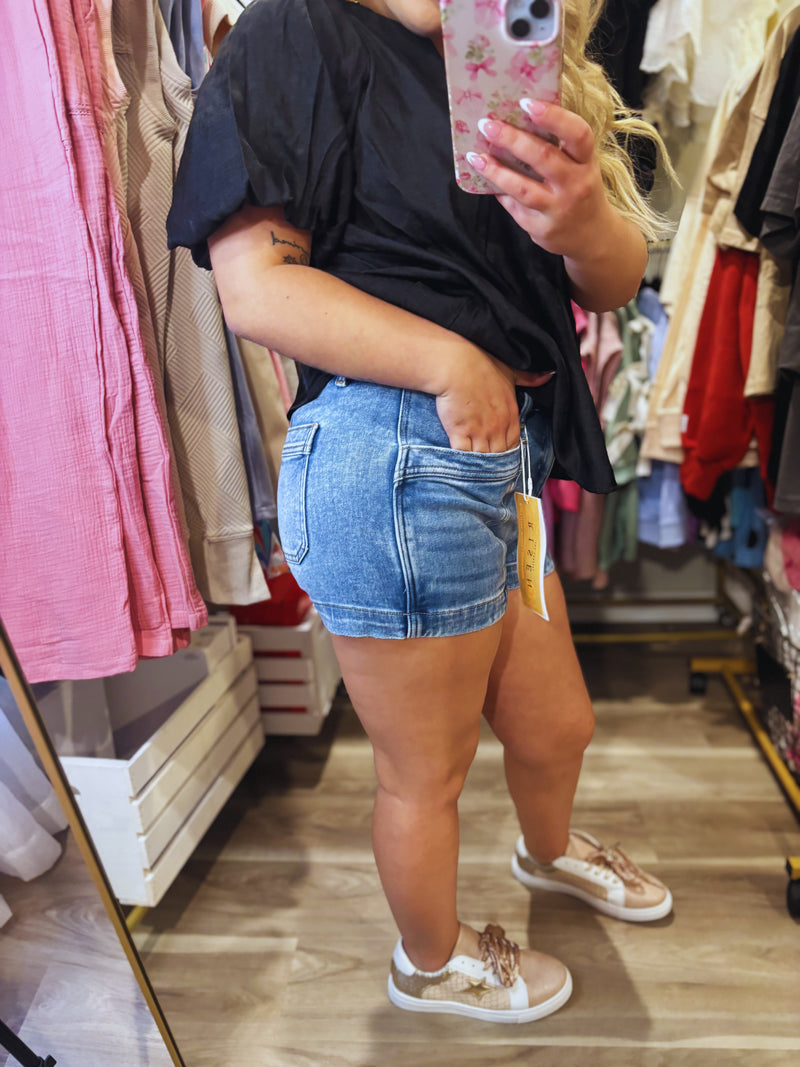 Risen High Rise Pocket Detail Shorts