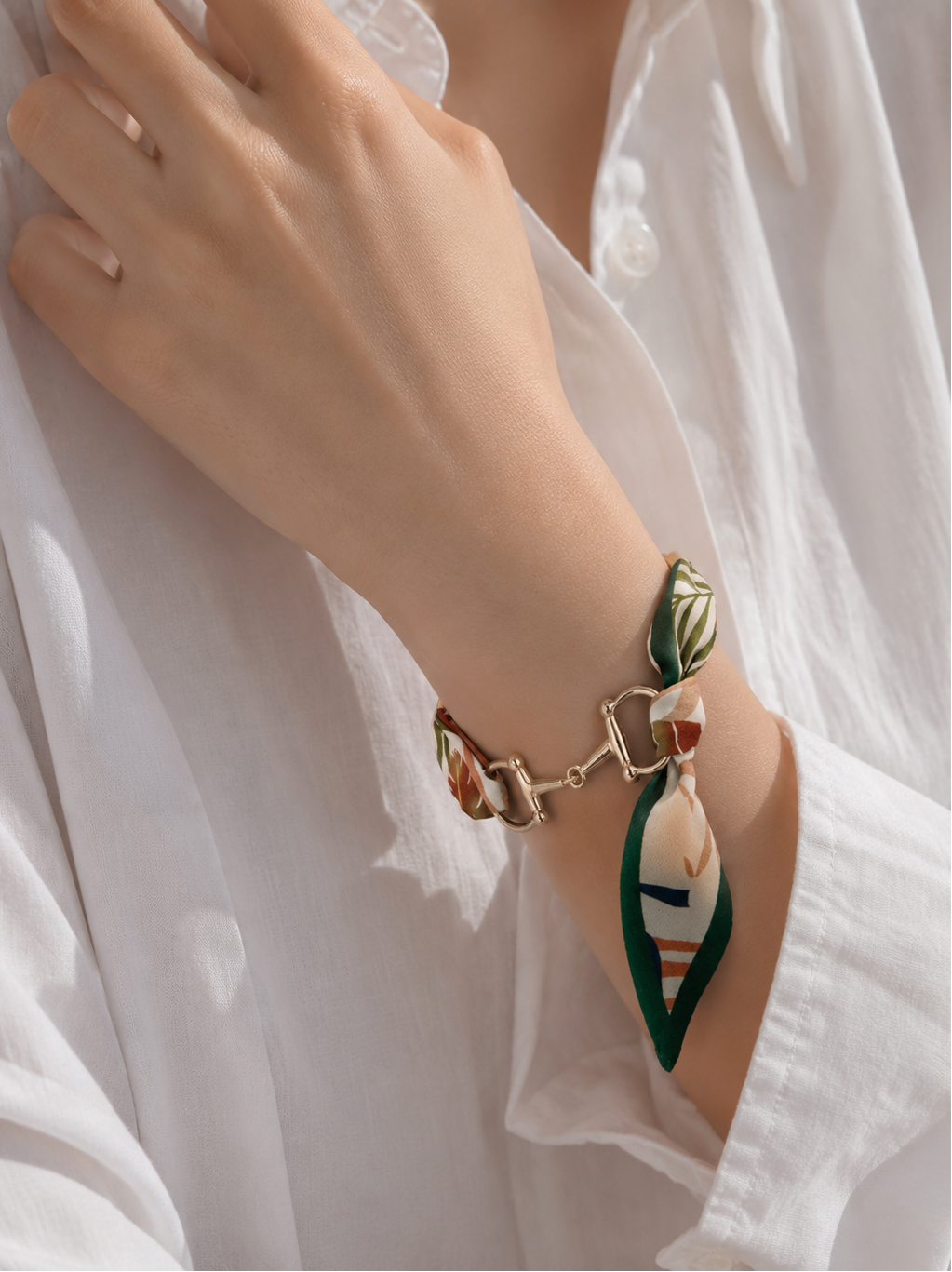 Horsebit Link Scarf Bracelet