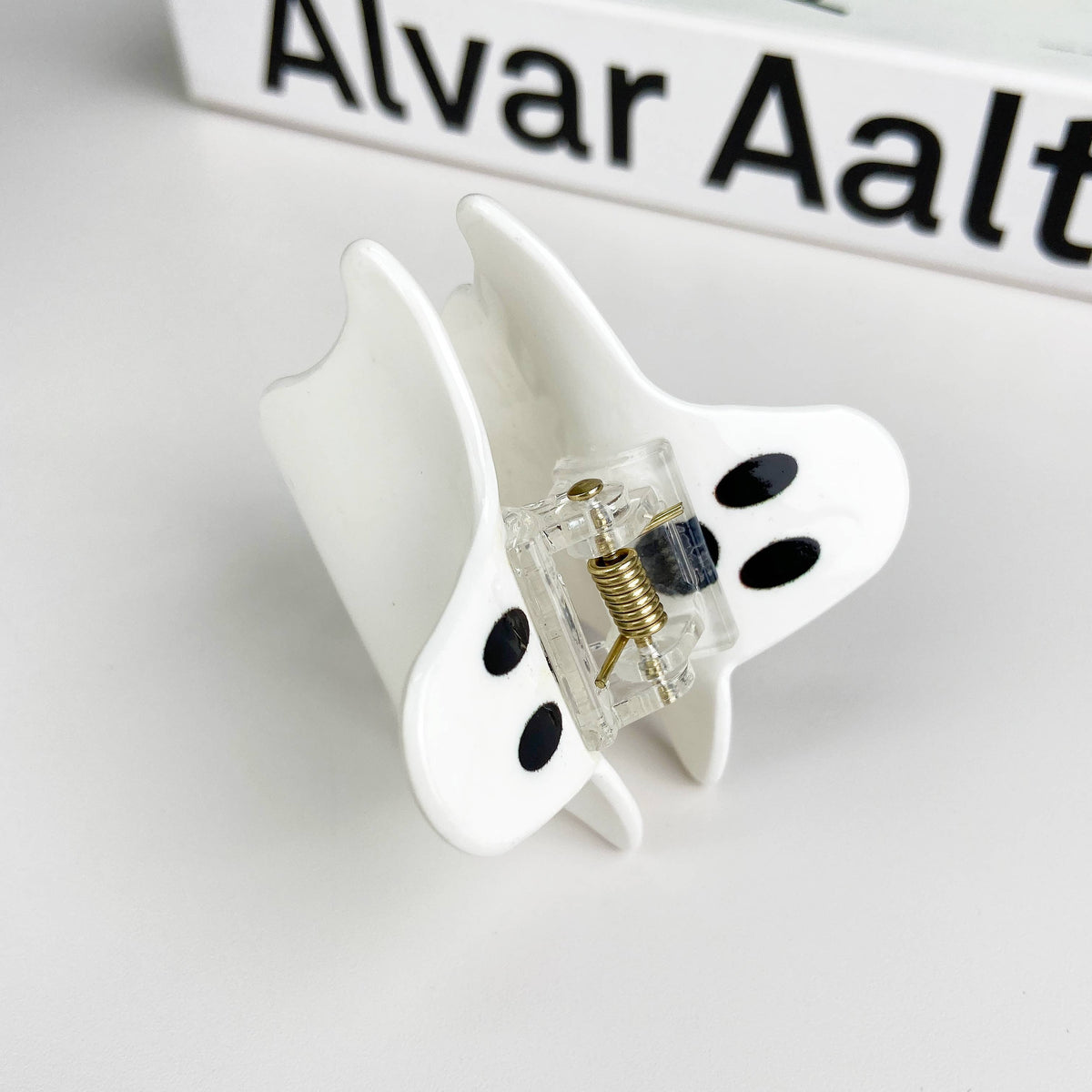 Ghost Hair Clip