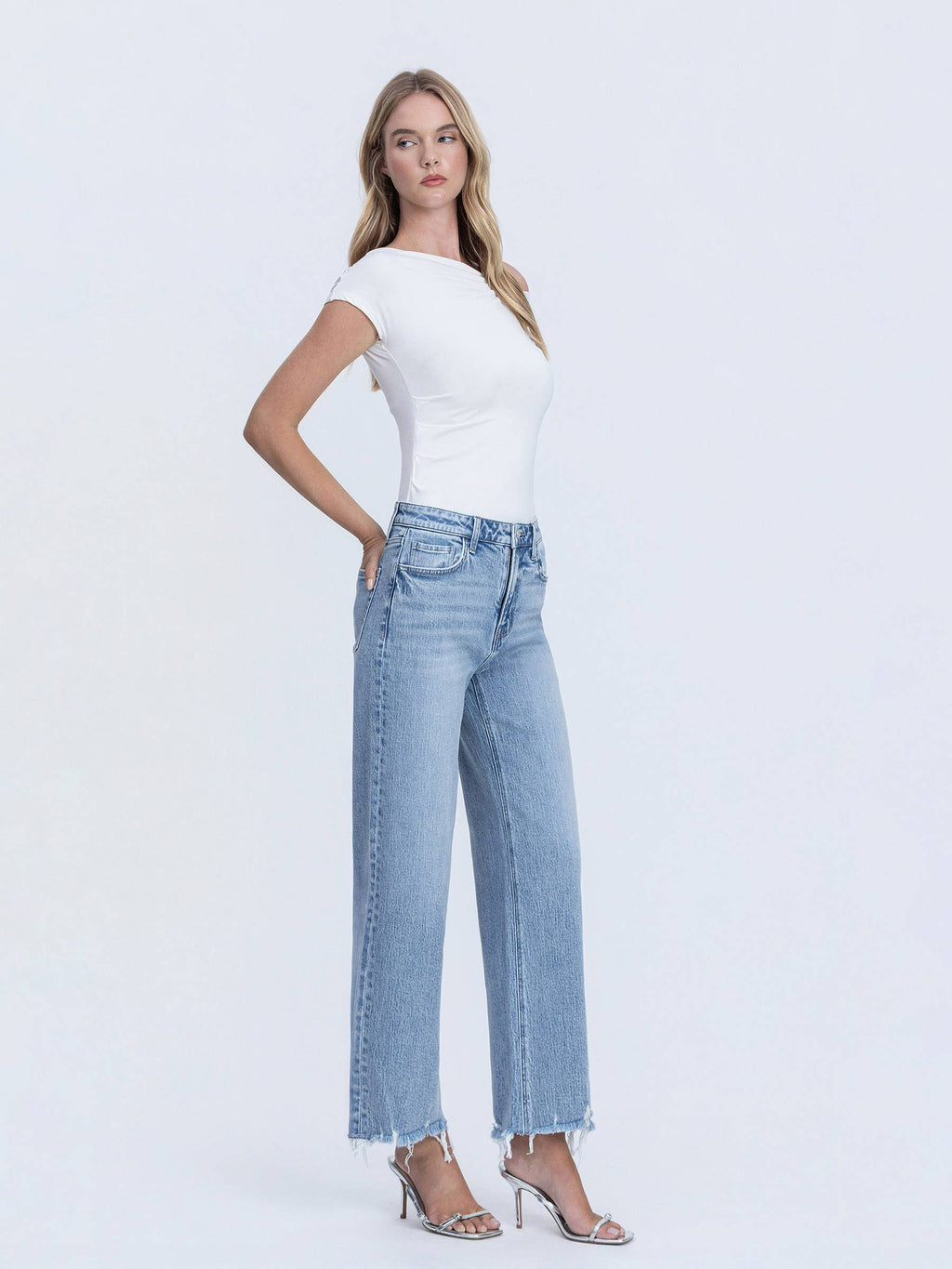 Vervet Mid Rise Frayed Hem Ankle Wide Leg Jeans