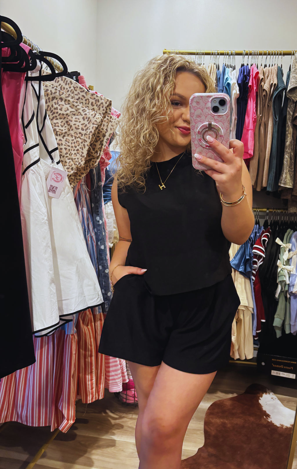 Meet & Greet Sleeveless Short Set Black