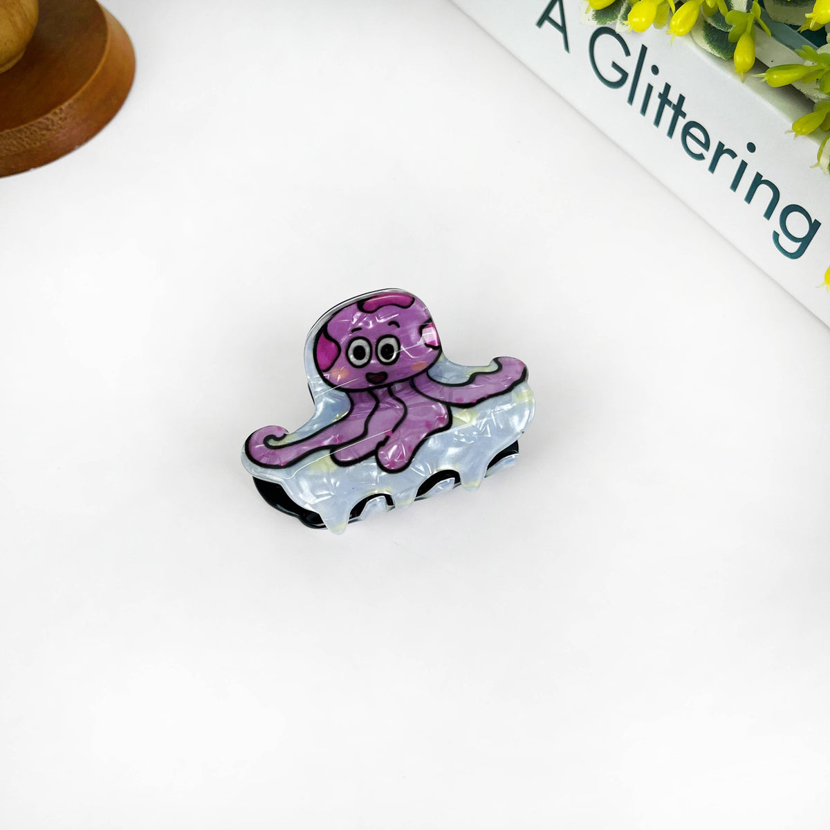 Animal Hair Claw Clip