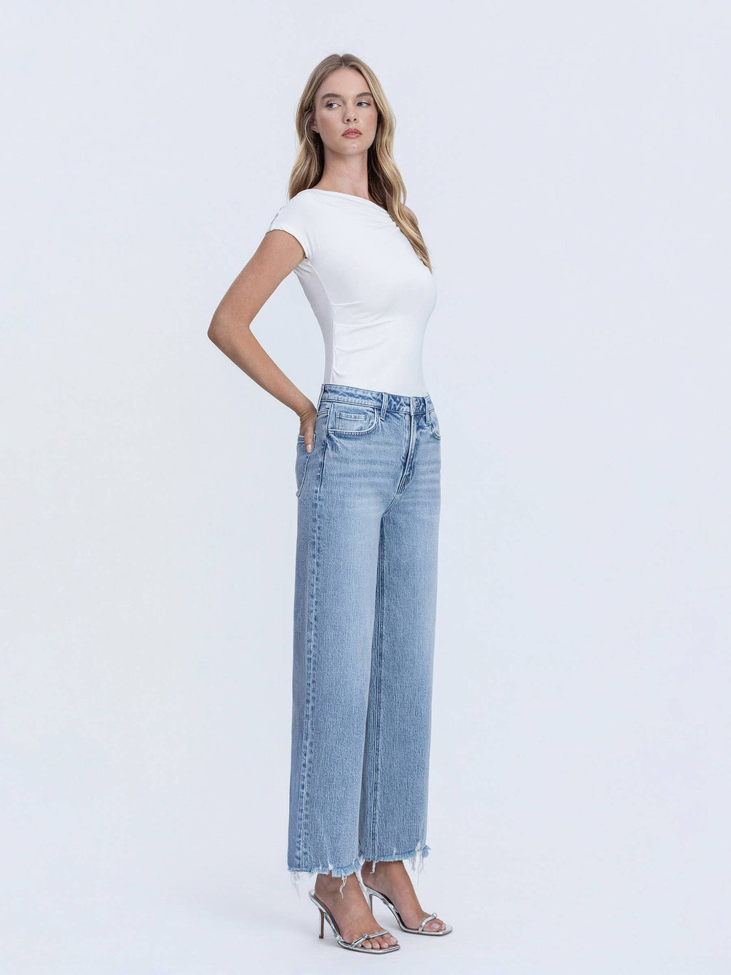 Vervet Mid Rise Frayed Hem Ankle Wide Leg Jeans