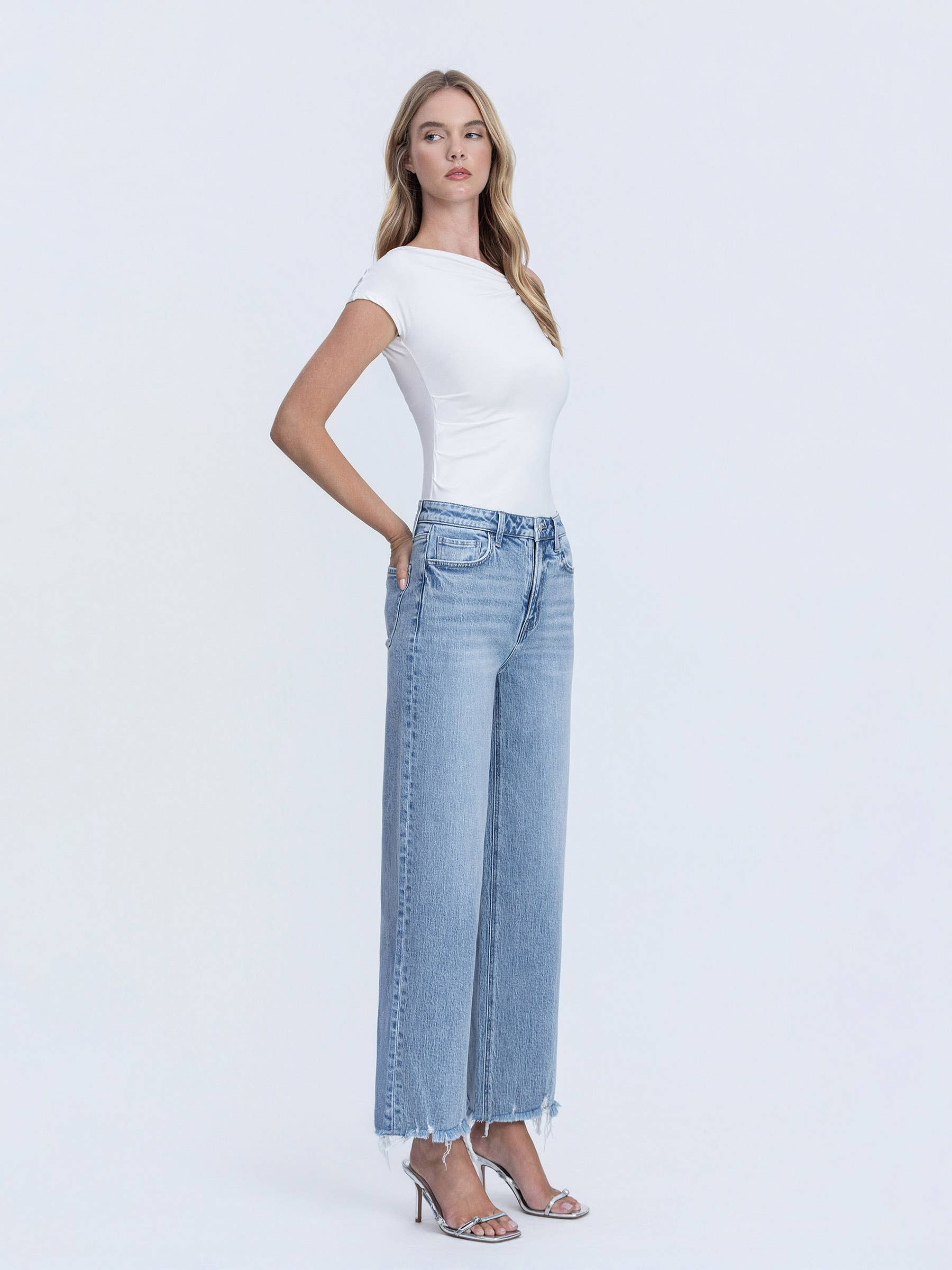 Vervet Mid Rise Frayed Hem Ankle Wide Leg Jeans